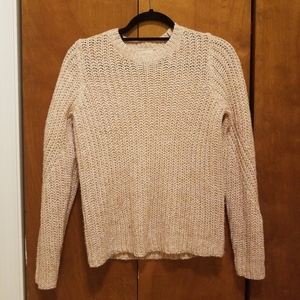 Baby pink crew neck knit sweater